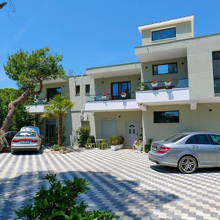 Vila Celaj 호텔 Vlorë 외부 사진