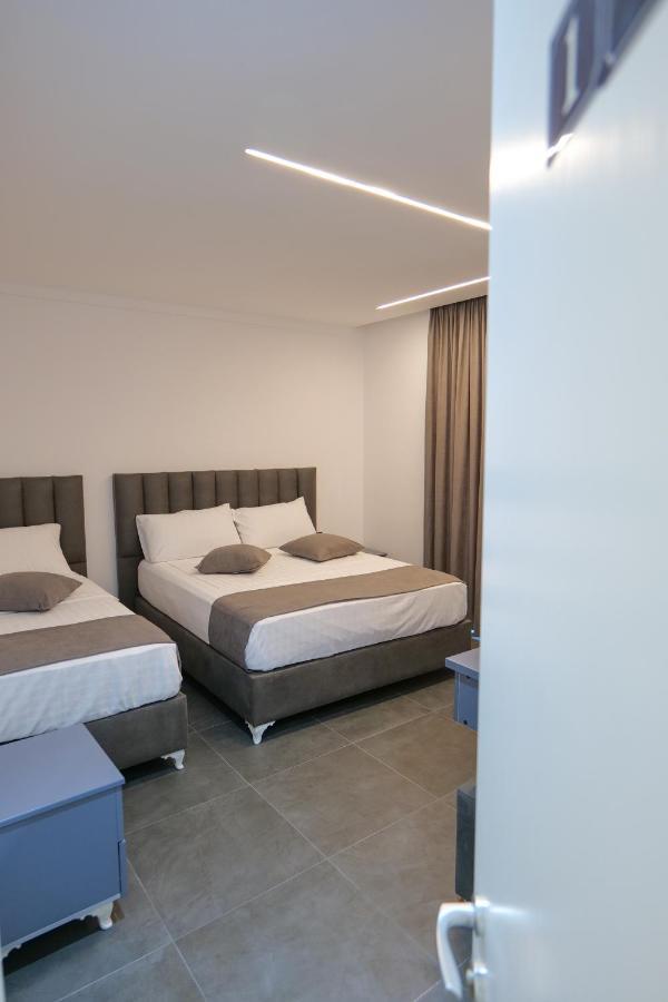 Vila Celaj 호텔 Vlorë 외부 사진
