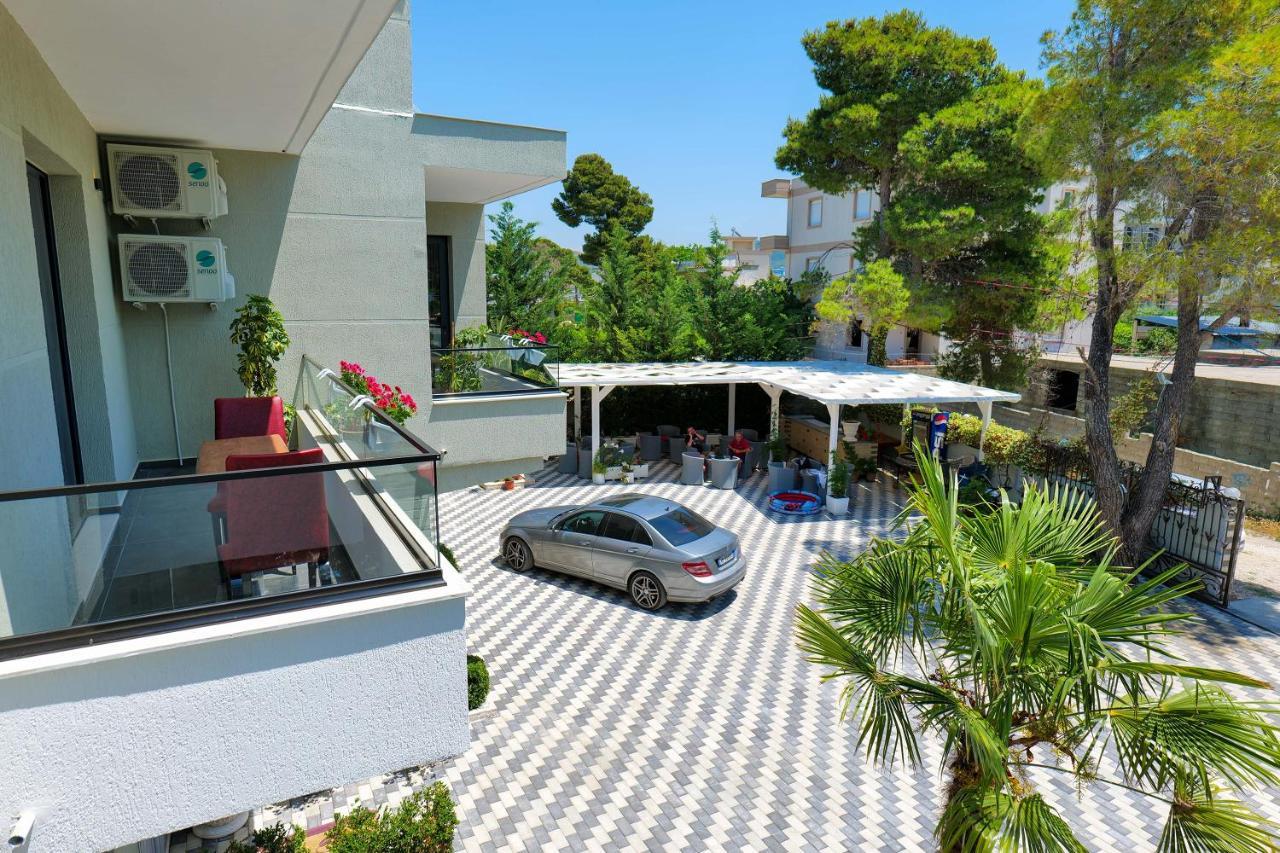 Vila Celaj 호텔 Vlorë 외부 사진