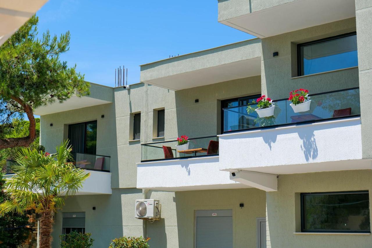 Vila Celaj 호텔 Vlorë 외부 사진