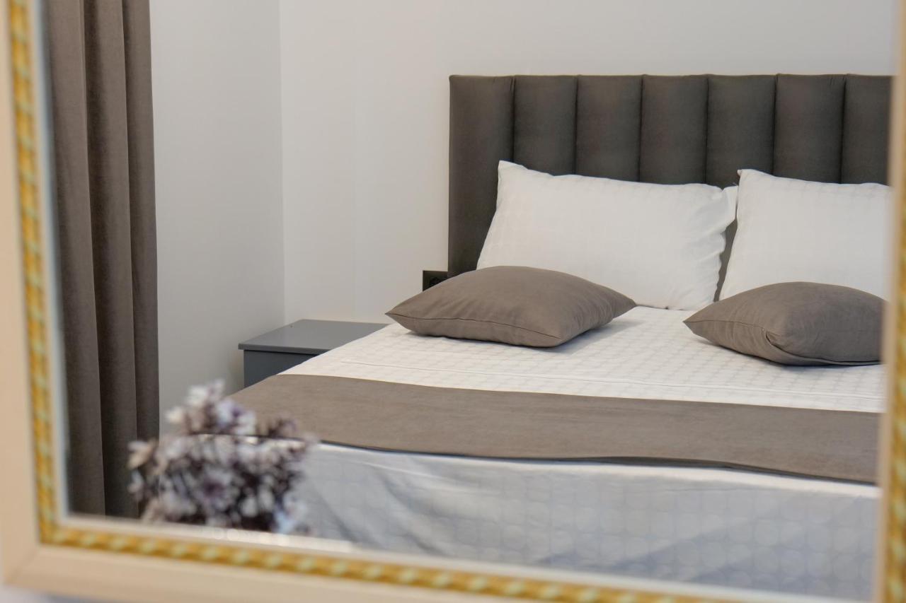 Vila Celaj 호텔 Vlorë 외부 사진